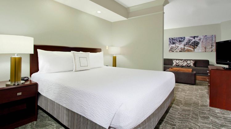 SpringHill Suites Chesapeake Greenbrier Suite