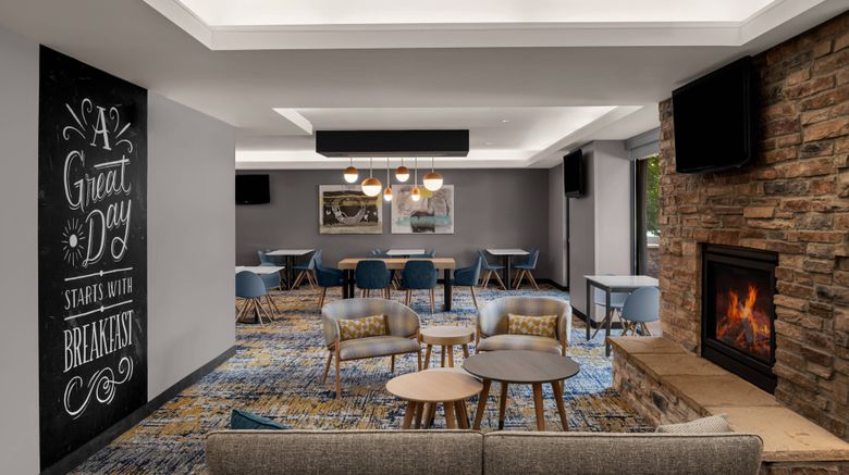 <b>TownePlace Suites Denver Aprt/Fitzsimons Lobby</b>. Images powered by <a href="https://www.leonardoworldwide.com/" title="Leonardo Worldwide" target="_blank">Leonardo</a>.