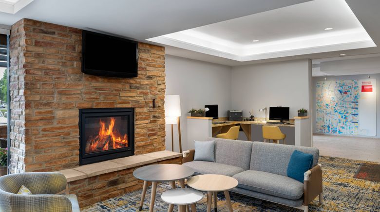 <b>TownePlace Suites Denver Aprt/Fitzsimons Lobby</b>. Images powered by <a href="https://www.leonardoworldwide.com/" title="Leonardo Worldwide" target="_blank">Leonardo</a>.
