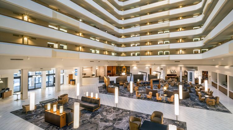 Houston Marriott South at Hobby Airport Exterior