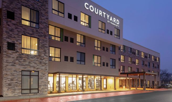Courtyard by Marriott Cincinnati Mason Exterior