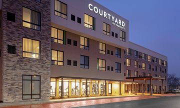 Courtyard by Marriott Cincinnati Mason