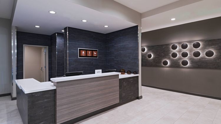 TownePlace Suites Dallas DFW Airport N Lobby