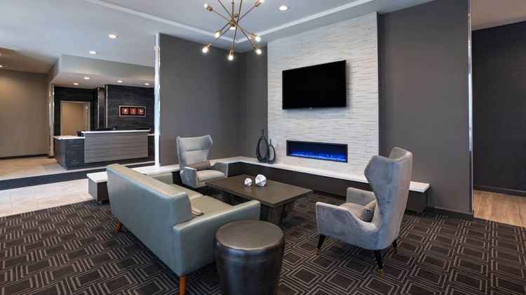 TownePlace Suites Dallas DFW Airport N Lobby