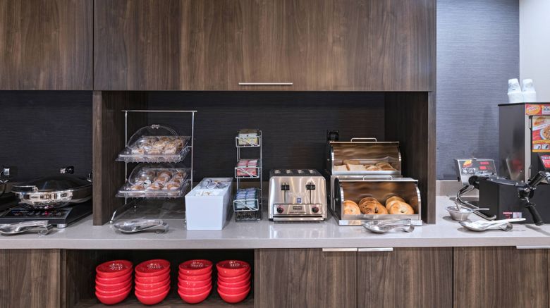 <b>TownePlace Suites Dallas DFW Airport N Restaurant</b>. Images powered by <a href="https://www.leonardoworldwide.com/" title="Leonardo Worldwide" target="_blank">Leonardo</a>.