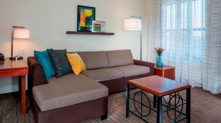 Residence Inn Dover Suite