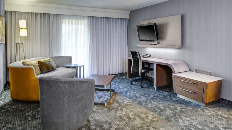 <b>Courtyard Cleveland Westlake Suite</b>. Images powered by <a href="https://www.leonardoworldwide.com/" title="Leonardo Worldwide" target="_blank">Leonardo</a>.