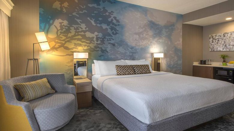 <b>Courtyard Cleveland Westlake Suite</b>. Images powered by <a href="https://www.leonardoworldwide.com/" title="Leonardo Worldwide" target="_blank">Leonardo</a>.