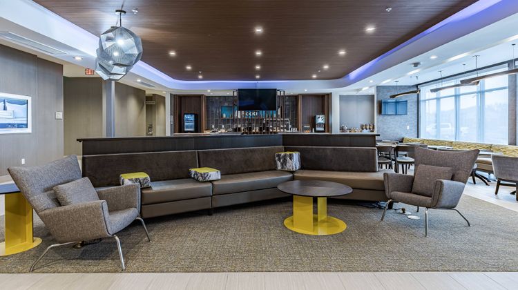 SpringHill Suites Fort Wayne North Lobby