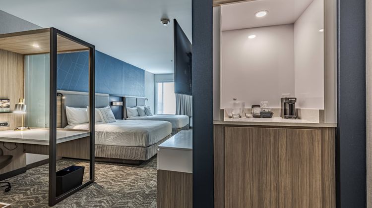SpringHill Suites Fort Wayne North Suite