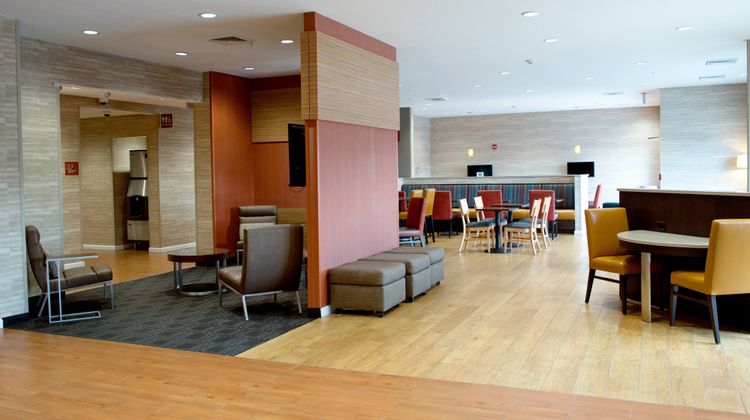 TownePlace Suites Ames Lobby