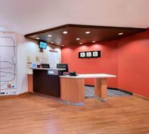 TownePlace Suites West Des Moines Lobby
