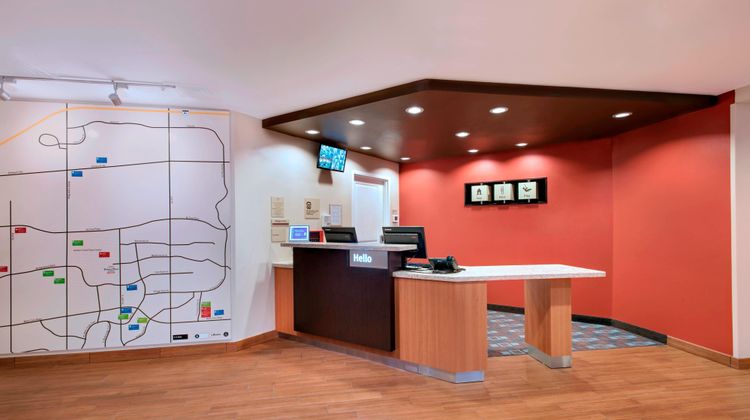 TownePlace Suites West Des Moines Lobby