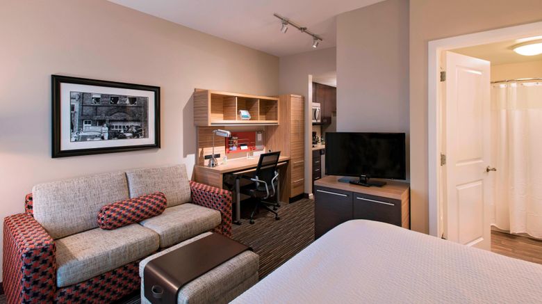 <b>TownePlace Suites West Des Moines Suite</b>. Images powered by <a href="https://www.leonardoworldwide.com/" title="Leonardo Worldwide" target="_blank">Leonardo</a>.