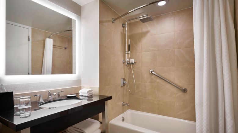 <b>The Westin Alexandria Old Town Room</b>. Images powered by <a href="https://www.leonardoworldwide.com/" title="Leonardo Worldwide" target="_blank">Leonardo</a>.