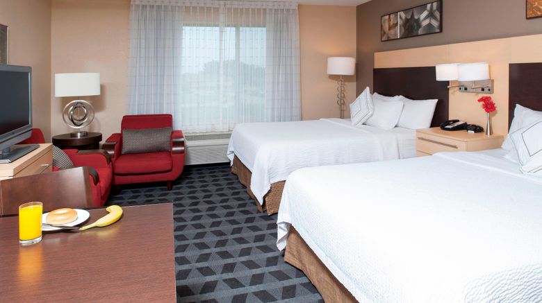 <b>TownePlace Suites Des Moines Urbandale Suite</b>. Images powered by <a href="https://www.leonardoworldwide.com/" title="Leonardo Worldwide" target="_blank">Leonardo</a>.