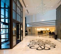 New Orleans Marriott Metairie at Lakeway Lobby