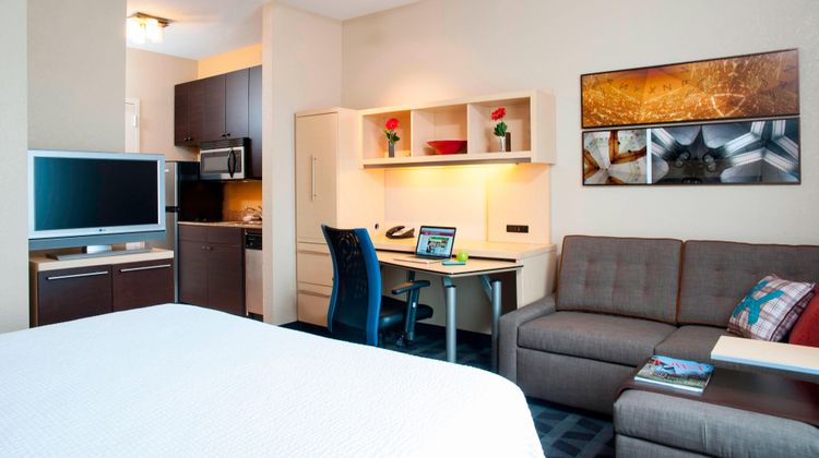 TownePlace Suites Des Moines Urbandale Suite