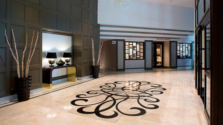 New Orleans Marriott Metairie at Lakeway Lobby