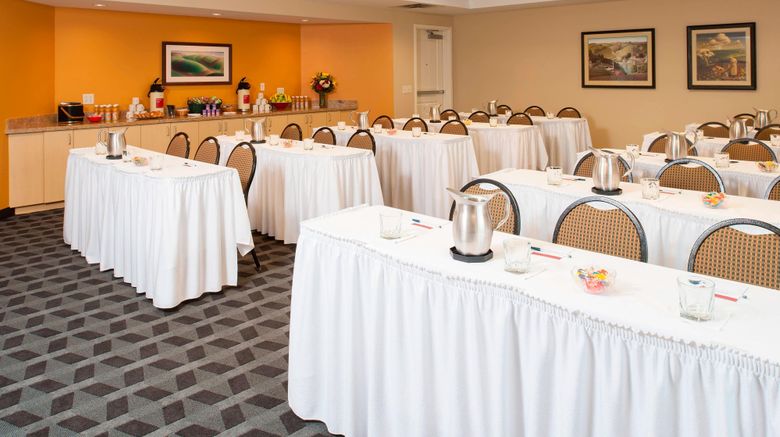 <b>TownePlace Suites Des Moines Urbandale Meeting</b>. Images powered by <a href="https://www.leonardoworldwide.com/" title="Leonardo Worldwide" target="_blank">Leonardo</a>.