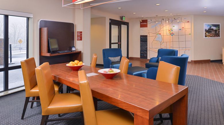 <b>TownePlace Suites Detroit Commerce Lobby</b>. Images powered by <a href="https://www.leonardoworldwide.com/" title="Leonardo Worldwide" target="_blank">Leonardo</a>.