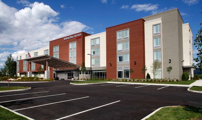 SpringHill Suites Pittsburgh Latrobe Exterior