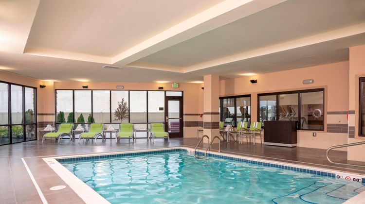 Courtyard by MarriottCleveland Elyria Pool