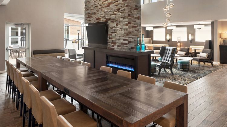 Residence Inn Des Moines Ankeny Lobby