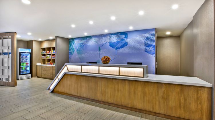 SpringHill Suites by Marriott Butler Lobby
