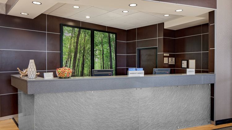 SpringHill Suites Green Bay Lobby