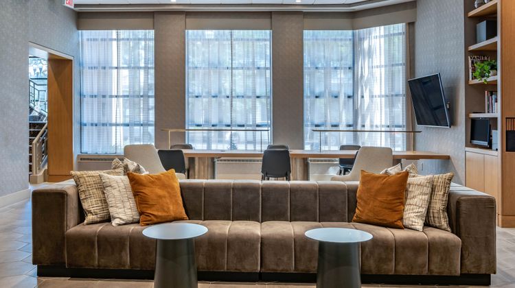 Sheraton Suites Wilmington Downtown Lobby