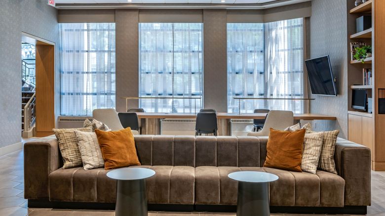 <b>Sheraton Suites Wilmington Downtown Lobby</b>. Images powered by <a href="https://www.leonardoworldwide.com/" title="Leonardo Worldwide" target="_blank">Leonardo</a>.