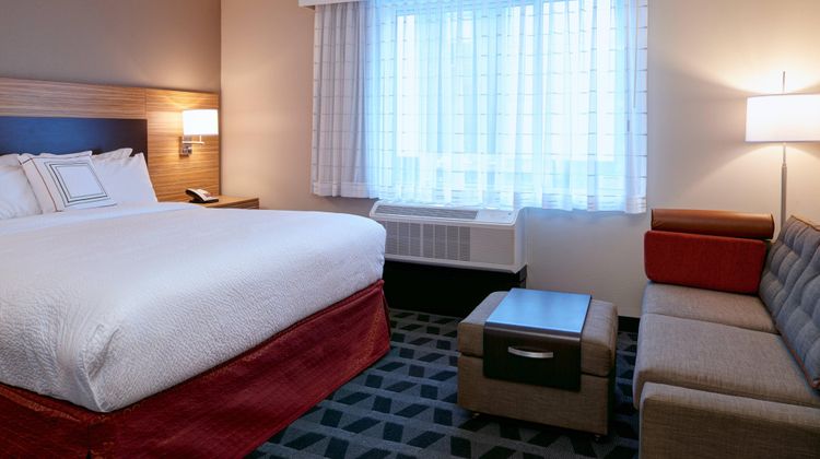 TownePlace Suites by Marriott Jackson Suite