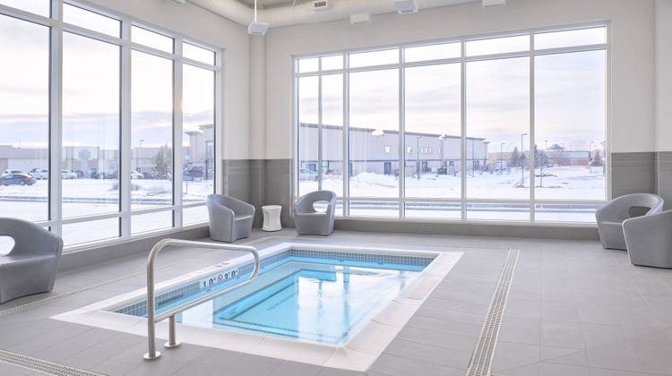 TownePlace Stes By Marriott Medicine Hat Pool