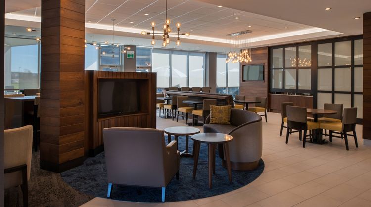 TownePlace Suites Saskatoon Lobby
