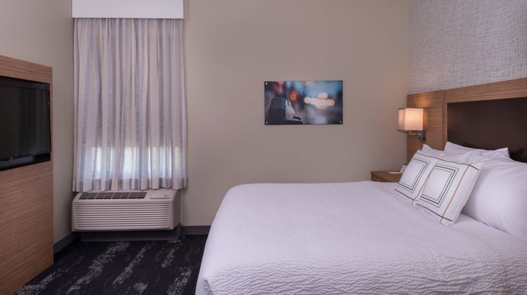 TownePlace Suites Saskatoon Room