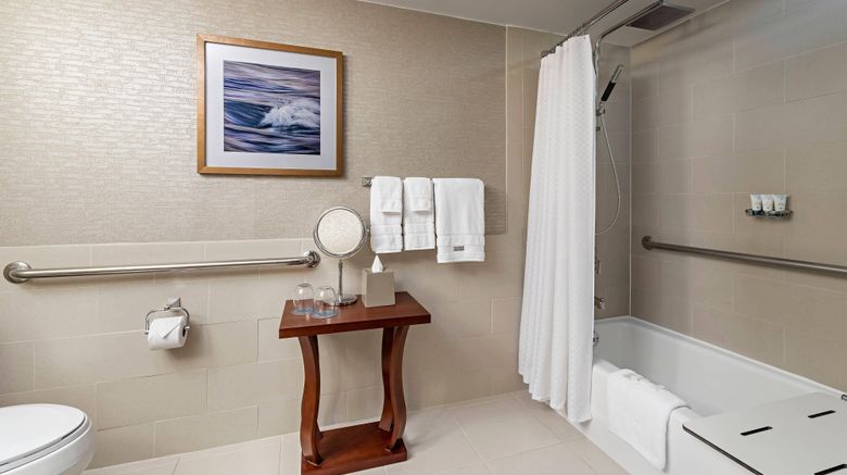 <b>The Westin Toronto Airport Room</b>. Images powered by <a href="https://www.leonardoworldwide.com/" title="Leonardo Worldwide" target="_blank">Leonardo</a>.