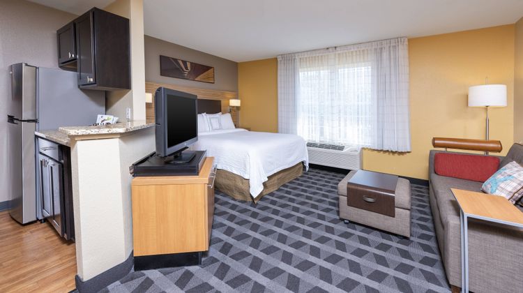 TownePlace Suites East Lansing Suite