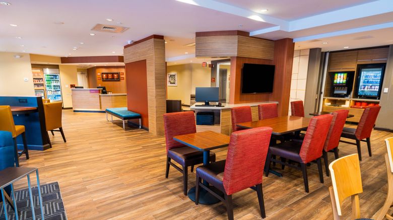 <b>TownePlace Suites Las Vegas City Center Lobby</b>. Images powered by <a href="https://www.leonardoworldwide.com/" title="Leonardo Worldwide" target="_blank">Leonardo</a>.