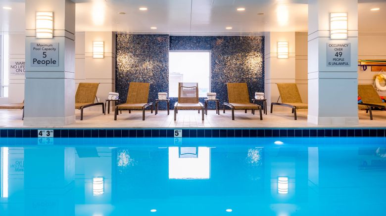<b>Louisville Marriott Downtown Pool</b>. Images powered by <a href="https://www.leonardoworldwide.com/" title="Leonardo Worldwide" target="_blank">Leonardo</a>.