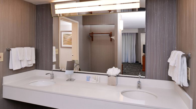<b>Courtyard by Marriott Charlotte Gastonia Room</b>. Images powered by <a href="https://www.leonardoworldwide.com/" title="Leonardo Worldwide" target="_blank">Leonardo</a>.