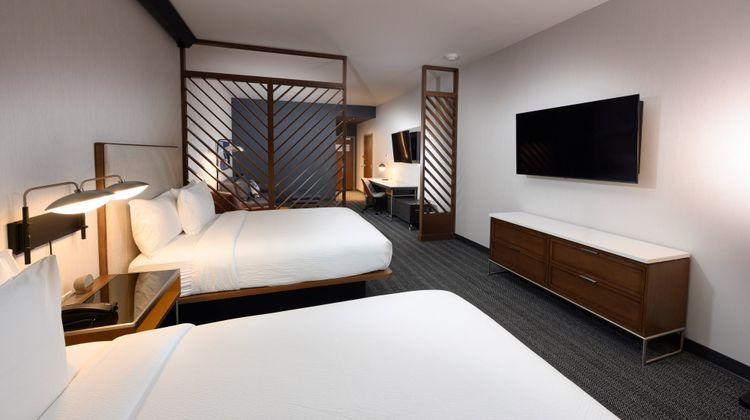 Courtyard Charlotte Waverly Room