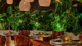 Hollywood Volume, Tribute Portfolio Restaurant