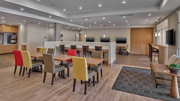 TownePlace Suites Edmonton Sherwood Park Lobby