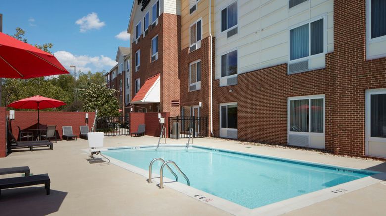 <b>TownePlace Suites Winchester Pool</b>. Images powered by <a href="https://www.leonardoworldwide.com/" title="Leonardo Worldwide" target="_blank">Leonardo</a>.