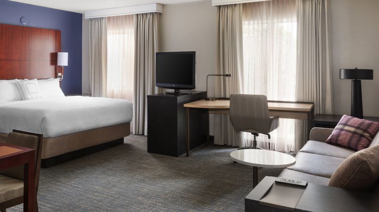 Residence Inn Philadelphia Willow Grove Suite