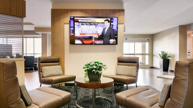 <b>TownePlace Suites Kansas City Airport Lobby</b>. Images powered by <a href="https://www.leonardoworldwide.com/" title="Leonardo Worldwide" target="_blank">Leonardo</a>.
