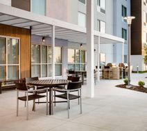 TownePlace Suites Kansas City Airport Exterior