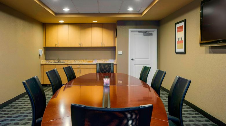 <b>TownePlace Suites Overland Park Meeting</b>. Images powered by <a href="https://www.leonardoworldwide.com/" title="Leonardo Worldwide" target="_blank">Leonardo</a>.
