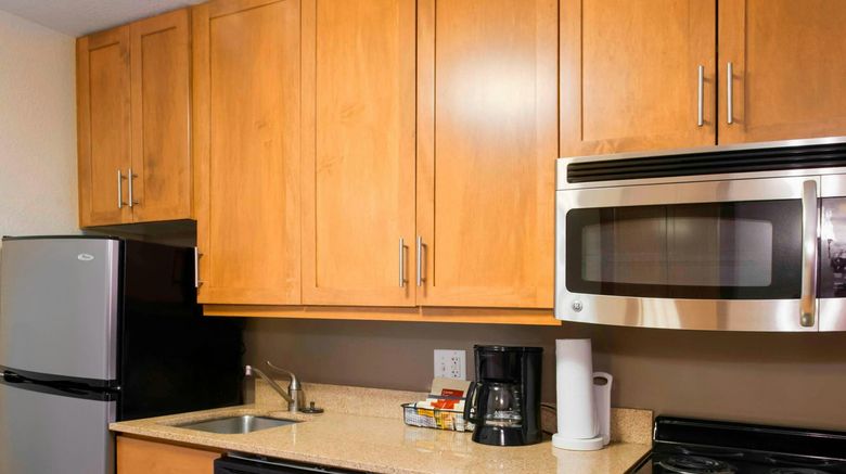 <b>TownePlace Suites Overland Park Room</b>. Images powered by <a href="https://www.leonardoworldwide.com/" title="Leonardo Worldwide" target="_blank">Leonardo</a>.